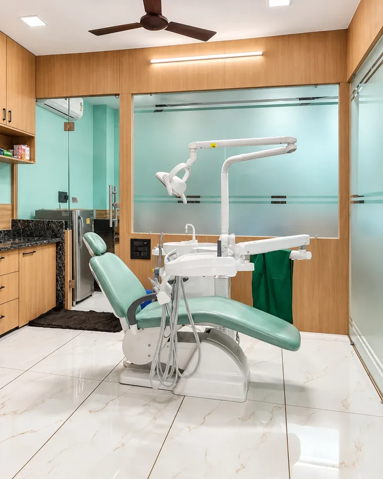 The dental chair and treatment room at Sayan